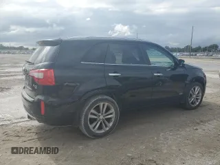 2014 Kia Sorento SX with VIN 5XYKWDA78EG475097, listed as a Copart auction lot 52358455 with 161,812 mi miles and Clean Title. Bid and sale history available at carsss.com. Image 3.