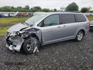 2011 Toyota Sienna LE AAS with VIN 5TDKK3DC2BS044719, listed as a Copart auction lot 58375055 with 150,783 mi miles and Salvage title. Bid and sale history available at DreamBid. Image 1.