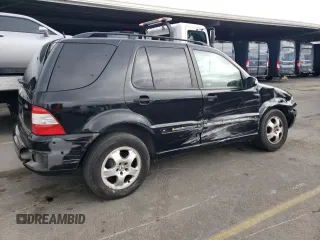2004 Mercedes-Benz M-Class 3.5L with VIN 4JGAB57E34A473254, listed as a Copart auction lot 81832884 with 154,571 mi miles and Salvage Title. Bid and sale history available at carsss.com. Image 3.