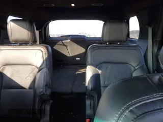 2018 Ford Explorer Limited z VIN 1FM5K8FH4JGC70672, wystawiony jako Copart lot #79307414 z przebiegiem 151 273 mil mil oraz Czysty tytuł • Clean title. Historia ofert i sprzedaży dostępna na DreamBid. Obrazek 10.