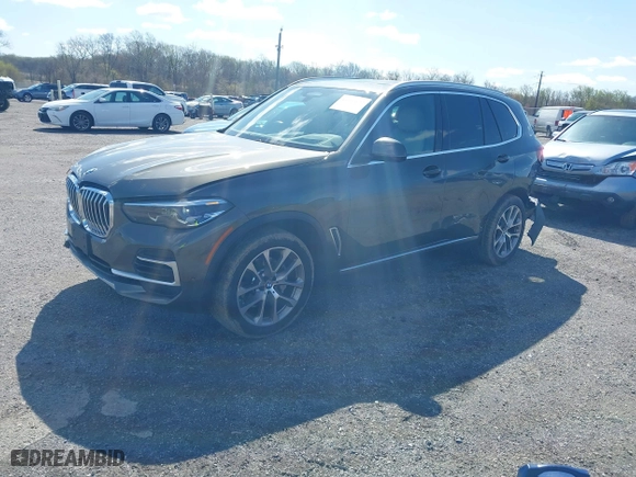 2022 BMW X5 xDrive40i with VIN 5UXCR6C06N9L83350, listed as a IAAI auction lot 41950890 with 29,701 mi miles. Bid and sale history available at carsss.com. Image 17.