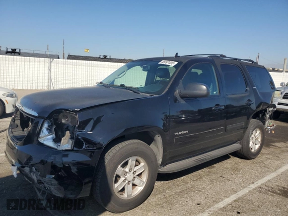 2014 GMC Yukon SLT with VIN 1GKS1CE07ER208318, listed as a Copart auction lot 46097405 with 98,882 mi miles and Salvage Title. Bid and sale history available at carsss.com. Image 1.
