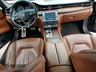 2016 Maserati Quattroporte S with VIN ZAM56RPA8G1173093, listed as a Copart auction lot 48932213 with 105,098 mi miles. Bid and sale history available at carsss.com. Image 8.