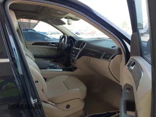 2015 Mercedes-Benz GL-Class GL 450 with VIN 4JGDF6EE2FA513286, listed as a IAAI auction lot 41931230 with 88,492 mi miles. Bid and sale history available at carsss.com. Image 5.