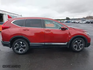 2017 Honda CR-V Touring with VIN 2HKRW2H9XHH683988, listed as a IAAI auction lot 41740218 with 55,488 mi miles. Bid and sale history available at carsss.com. Image 14.