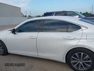 2020 Lexus ES 350 с VIN 58ADZ1B12LU074816, выставлен на аукционе IAAI как лот 42163025 с пробегом 112 060 миль миль и . История ставок и продаж доступна на DreamBid. Изображение 14.