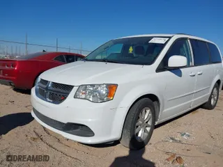 2016 Dodge Grand Caravan SXT with VIN 2C4RDGCG2GR368502, listed as a IAAI auction lot 41368628 with 1 mi miles. Bid and sale history available at carsss.com. Image 2.