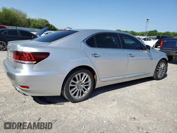2014 Lexus LS 460 L with VIN JTHGL5EF6E5053021, listed as a Copart auction lot 53910455 with 187,907 mi miles and Salvage title. Bid and sale history available at DreamBid. Image 3.