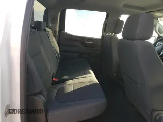 2021 Chevrolet Silverado 1500 LT z VIN 1GCUYDED6MZ150337, wystawiony jako Copart lot #51174215 z przebiegiem 118 941 mil mil oraz Szkoda całkowita • Salvage title. Historia ofert i sprzedaży dostępna na DreamBid. Obrazek 10.