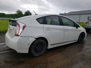 2014 Toyota Prius Four z VIN JTDKN3DU6E0392109, wystawiony jako Copart lot #60376655 z przebiegiem 333 590 mil mil oraz Czysty tytuł • Clean title. Historia ofert i sprzedaży dostępna na DreamBid. Obrazek 3.