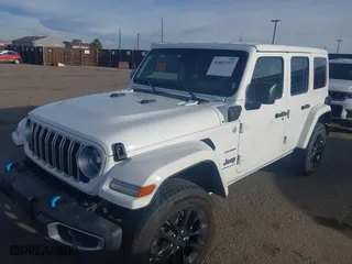 2024 Jeep Wrangler 4xe Sahara with VIN 1C4RJXP66RW271033, listed as a IAAI auction lot 41847957 with 17,511 mi miles. Bid and sale history available at carsss.com. Image 18.