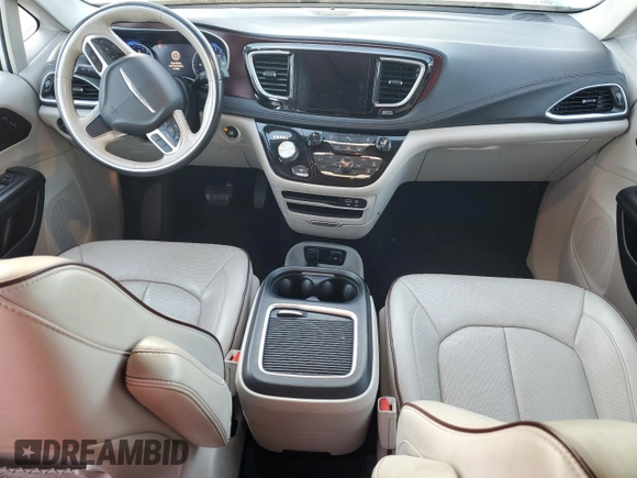 2020 Chrysler Pacifica Limited z VIN 2C4RC1GG9LR289428, wystawiony jako Copart lot #77699394 z przebiegiem 83 801 mil mil oraz Nie do naprawy • Non repairable. Historia ofert i sprzedaży dostępna na DreamBid. Obrazek 8.