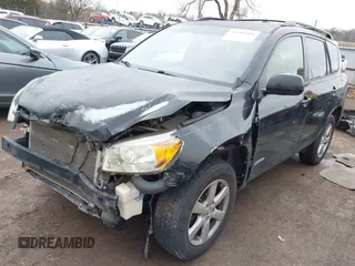 2008 Toyota RAV4 Ltd with VIN JTMZD31V986053909, listed as a IAAI auction lot 41488401 with 224,881 mi miles. Bid and sale history available at carsss.com. Image 2.