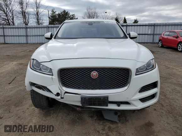 2017 Jaguar F-Pace 35t Premium with VIN SADCJ2BV2HA094830, listed as a Copart auction lot 52817025 with 112,582 mi miles and Salvage Title. Bid and sale history available at DreamBid. Image 5.