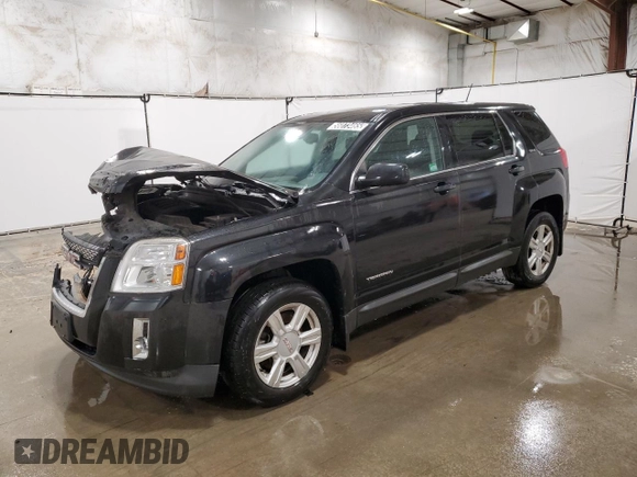 2015 GMC Terrain SLE z VIN 2GKFLVEK9F6149407, wystawiony jako Copart lot #56073465 z przebiegiem 91 994 mil mil oraz Czysty tytuł • Clean title. Historia ofert i sprzedaży dostępna na DreamBid. Obrazek 1.