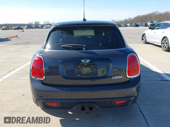 2015 MINI Hardtop 4 Door S with VIN WMWXU3C57FT892179, listed as a IAAI auction lot 42092010 with 95,156 mi miles and . Bid and sale history available at DreamBid. Image 17.