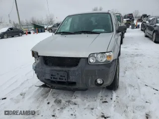 2007 Ford Escape XLT with VIN 1FMYU03107KB33508, listed as a Copart auction lot 44764355 with 153,403 mi miles and Salvage Title. Bid and sale history available at carsss.com. Image 5.