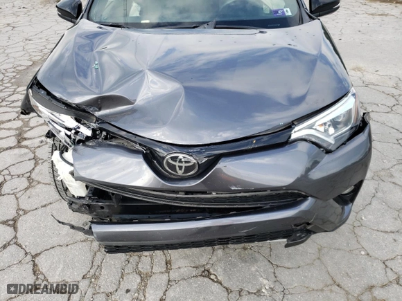 2018 Toyota RAV4 SE with VIN JTMJFREV1JD240566, listed as a Copart auction lot 63110053 with 60,849 mi miles. Bid and sale history available at carsss.com. Image 13.