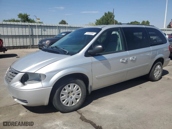 2007 Chrysler Town & Country LWB LX with VIN 2A4GP44R57R339793, listed as a Copart auction lot 71032054 with 181,828 mi miles and Salvage Title. Bid and sale history available at carsss.com. Image 1.