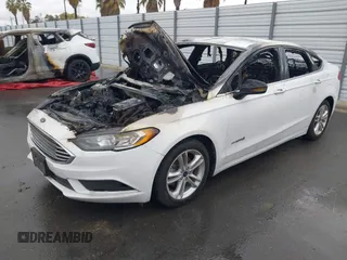 2018 Ford Fusion SE with VIN 3FA6P0LU1JR268602, listed as a IAAI auction lot 41804732 with Not Provided miles and . Bid and sale history available at DreamBid. Image 2.