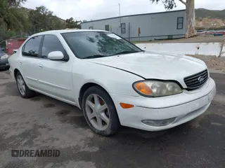 2003 Infiniti I35 Luxury with VIN JNKDA31A53T113385, listed as a IAAI auction lot 41781583 with 190,735 mi miles. Bid and sale history available at carsss.com. Image 1.