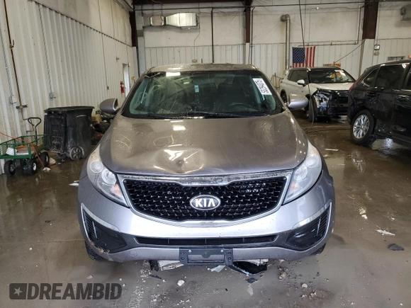 2015 Kia Sportage LX with VIN KNDPB3AC1F7707286, listed as a Copart auction lot 53294075 with 179,853 mi miles and Non Repairable. Bid and sale history available at DreamBid. Image 5.