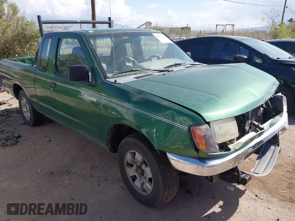 1998 Nissan Frontier XE z VIN 1N6DD26S3WC318614, wystawiony jako IAAI lot #41965202 z przebiegiem 107 786 mil mil oraz . Historia ofert i sprzedaży dostępna na DreamBid. Obrazek 1.