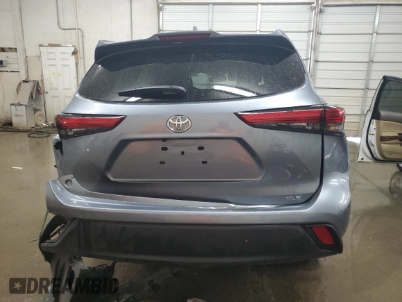 2023 Toyota Highlander L z VIN 5TDKDRAH6PS001750, wystawiony jako Copart lot #55078665 z przebiegiem 24 887 mil mil oraz Szkoda całkowita • Salvage title. Historia ofert i sprzedaży dostępna na DreamBid. Obrazek 6.