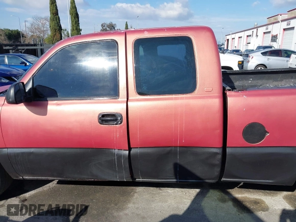 2000 Chevrolet Silverado 1500 with VIN 2GCEC19W6Y1117267, listed as a IAAI auction lot 41414335 with 255,802 mi miles and . Bid and sale history available at DreamBid. Image 14.
