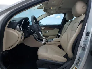 2019 Mercedes-Benz C 300 with VIN WDDWF8EB2KR513272, listed as a Copart auction lot 61357365 with 56,127 mi miles and Salvage title. Bid and sale history available at DreamBid. Image 7.