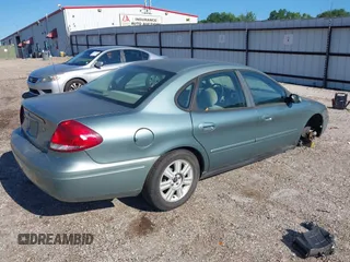 2005 Ford Taurus SEL z VIN 1FAFP56205A232164, wystawiony jako IAAI lot #42201770 z przebiegiem 115 406 mil mil oraz . Historia ofert i sprzedaży dostępna na DreamBid. Obrazek 4.