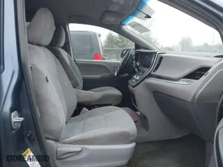 2015 Toyota Sienna L with VIN 5TDZK3DC6FS542457, listed as a IAAI auction lot 41072508 with 167,509 mi miles. Bid and sale history available at carsss.com. Image 5.