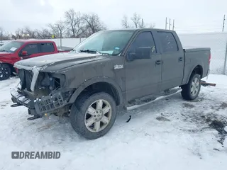2008 Ford F-150 XLT z VIN 1FTPW14V18FB71129, wystawiony jako IAAI lot #41252246 z przebiegiem 282 129 mil mil oraz . Historia ofert i sprzedaży dostępna na DreamBid. Obrazek 18.