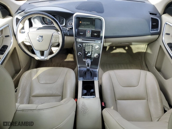 2015 Volvo XC60 T6 Platinum with VIN YV4902RM7F2654030, listed as a Copart auction lot 50180755 with 176,401 mi miles and Salvage Title. Bid and sale history available at carsss.com. Image 8.