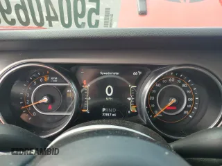 2020 Jeep Wrangler Unlimited Sport Altitude with VIN 1C4HJXDG2LW206079, listed as a Copart auction lot 59040695 with 77,917 mi miles and Salvage title. Bid and sale history available at DreamBid. Image 9.