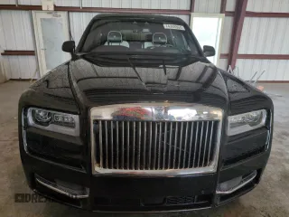 2023 Rolls-Royce Cullinan z VIN SLATV4C07PU218187, wystawiony jako Copart lot #74289364 z przebiegiem 5705 mil mil oraz Szkody całkowita. Historia ofert i sprzedaży dostępna na DreamBid. Obrazek 5.