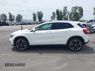 2019 Mercedes-Benz GLA 250 z VIN WDCTG4EB9KJ550931, wystawiony jako IAAI lot #42223075 z przebiegiem 86 012 mil mil oraz . Historia ofert i sprzedaży dostępna na DreamBid. Obrazek 15.