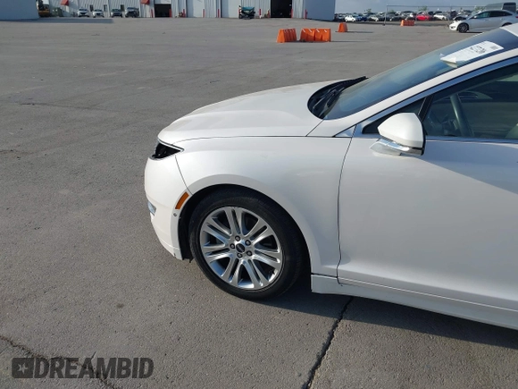 2016 Lincoln MKZ with VIN 3LN6L2JK0GR627283, listed as a IAAI auction lot 42271206 with 52,890 mi miles and . Bid and sale history available at DreamBid. Image 19.