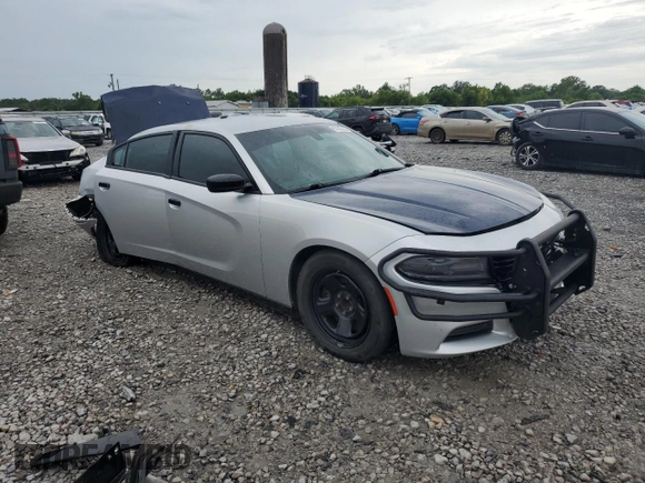 2019 Dodge Charger Police with VIN 2C3CDXATXKH627424, listed as a Copart auction lot 61445815 with 122,296 mi miles and Salvage title. Bid and sale history available at DreamBid. Image 4.