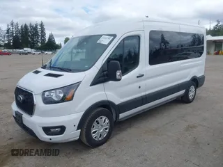 2025 Ford Transit Passenger XL with VIN 1FBAX2C87SKA21405, listed as a IAAI auction lot 42203780 with 1,924 mi miles and . Bid and sale history available at carsss.com. Image 2.