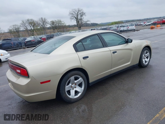 2013 Dodge Charger Police with VIN 2C3CDXAT9DH692946, listed as a IAAI auction lot 42115225 with 107,086 mi miles. Bid and sale history available at carsss.com. Image 4.