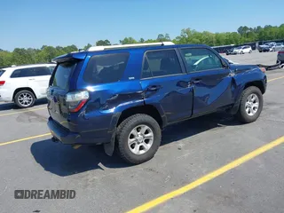 2017 Toyota 4Runner SR5 with VIN JTEBU5JR6H5470826, listed as a IAAI auction lot 42021376 with 60,460 mi miles and . Bid and sale history available at DreamBid. Image 4.
