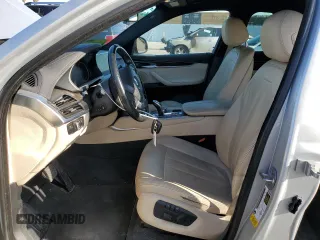2017 BMW X6 sDrive35i z VIN 5UXKU0C38H0G68189, wystawiony jako Copart lot #52088965 z przebiegiem 71 360 mil mil oraz Szkoda całkowita • Salvage title. Historia ofert i sprzedaży dostępna na DreamBid. Obrazek 7.