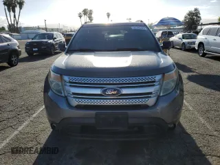 2011 Ford Explorer XLT z VIN 1FMHK8D86BGA15796, wystawiony jako Copart lot #55348385 z przebiegiem 129 505 mil mil oraz Szkoda całkowita • Salvage title. Historia ofert i sprzedaży dostępna na DreamBid. Obrazek 5.