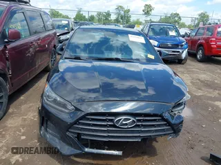 2019 Hyundai Veloster Premium с VIN KMHTG6AF1KU003446, выставлен на аукционе IAAI как лот 42551823 с пробегом 93 296 миль миль и . История ставок и продаж доступна на DreamBid. Изображение 12.