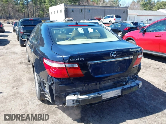 2008 Lexus LS with VIN JTHBL46F285055601, listed as a IAAI auction lot 41973808 with 227,315 mi miles. Bid and sale history available at carsss.com. Image 17.