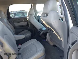 2014 GMC Acadia SLT with VIN 1GKKVSKD7EJ274677, listed as a IAAI auction lot 41240964 with 176,282 mi miles. Bid and sale history available at carsss.com. Image 8.