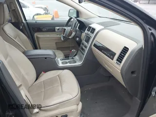 2010 Lincoln MKX with VIN 2LMDJ6JC3ABJ21373, listed as a IAAI auction lot 41843187 with 153,958 mi miles. Bid and sale history available at carsss.com. Image 5.