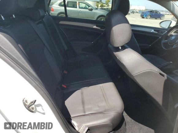 2015 Volkswagen Golf TSI S z VIN 3VW117AU8FM076676, wystawiony jako Copart lot #55051205 z przebiegiem 59 217 mil mil oraz Szkoda całkowita • Salvage title. Historia ofert i sprzedaży dostępna na DreamBid. Obrazek 10.