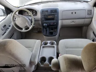 2005 Kia Sedona LX with VIN KNDUP132256734210, listed as a Copart auction lot 48902665 with 63,231 mi miles and Salvage Title. Bid and sale history available at carsss.com. Image 8.